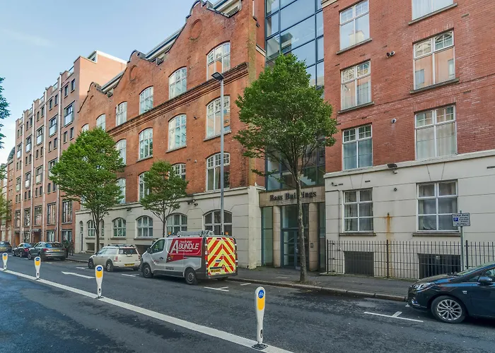 Alfred St Apartment